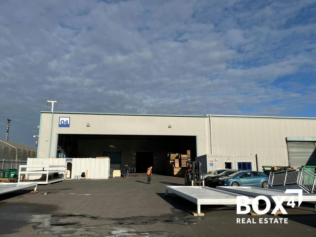 Sabre  external  For Web.jpg