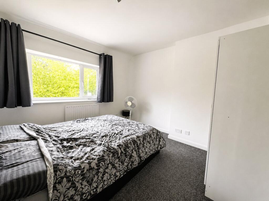 House in Solihull, Shirley - View 3