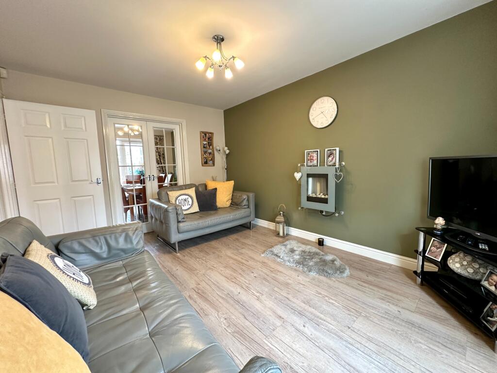 House in Walsall, Catherine Cross - View 3
