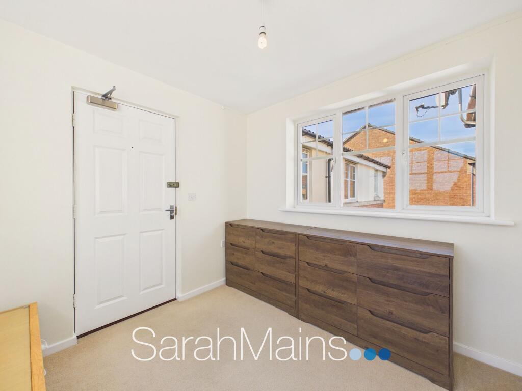 Apartment in Newcastle upon Tyne - View 5