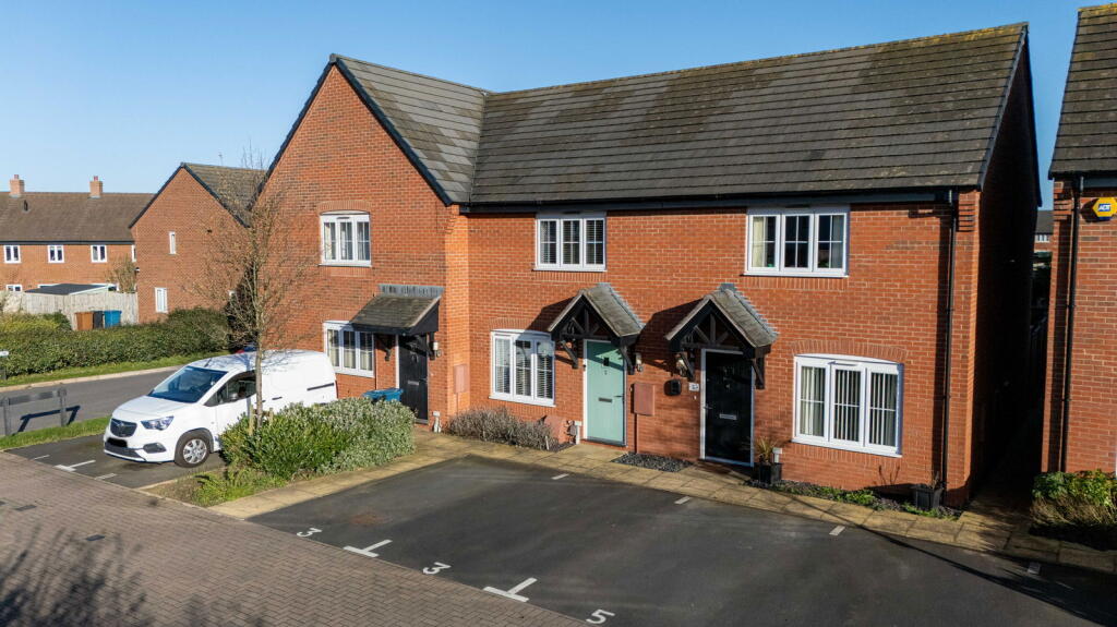 2-bed terraced on Nightingale Close, Streethay, Lichfield, WS13, £168,000