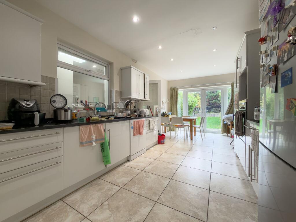 Main image of property: Northcourt Avenue, Reading, RG2