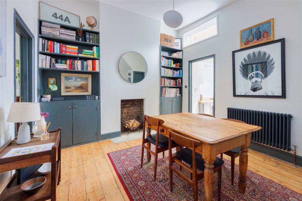 Apartment in London - View 3