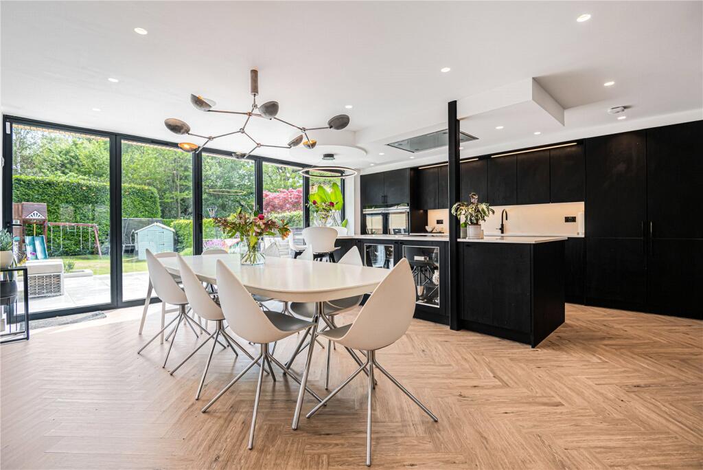 House in Watford - View 2