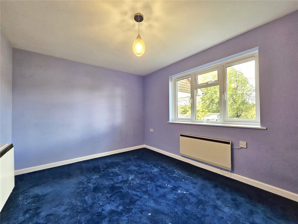 Apartment in Guildford - More
