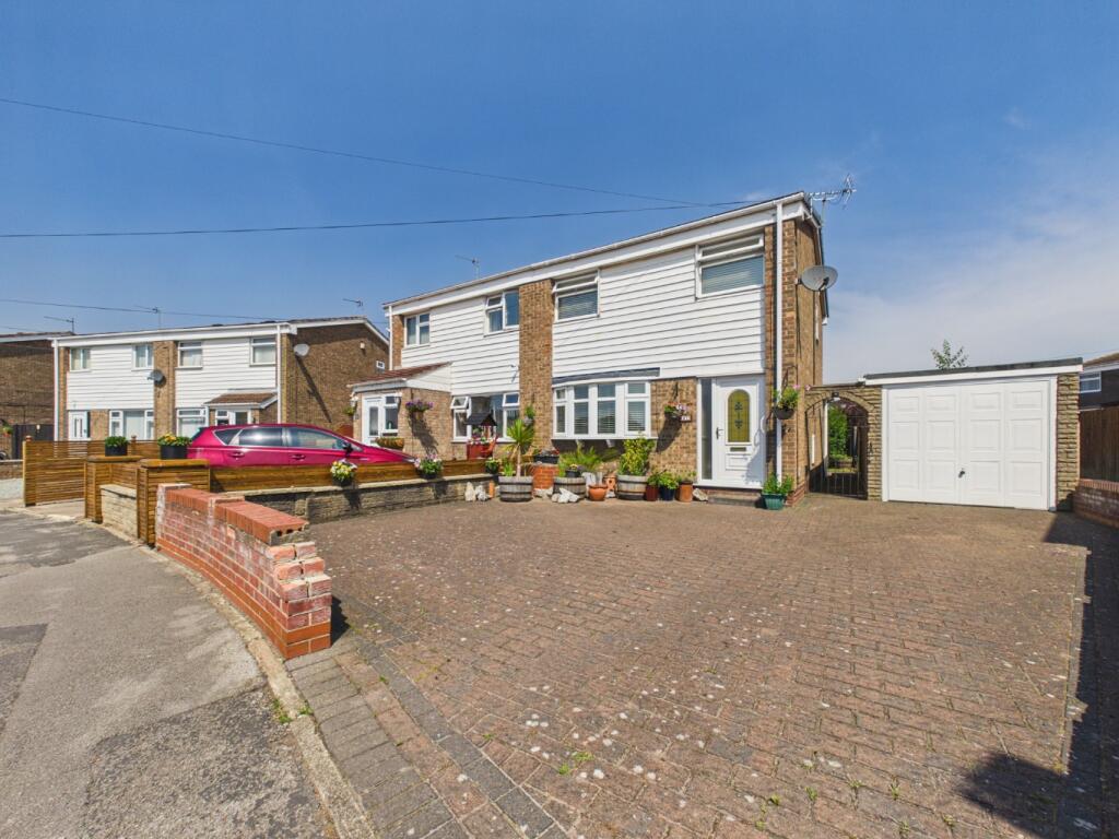 Main image of property: Inmans Road, Hedon, Hull, HU12 8NQ