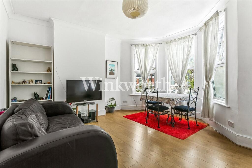 Apartment in London - View 2