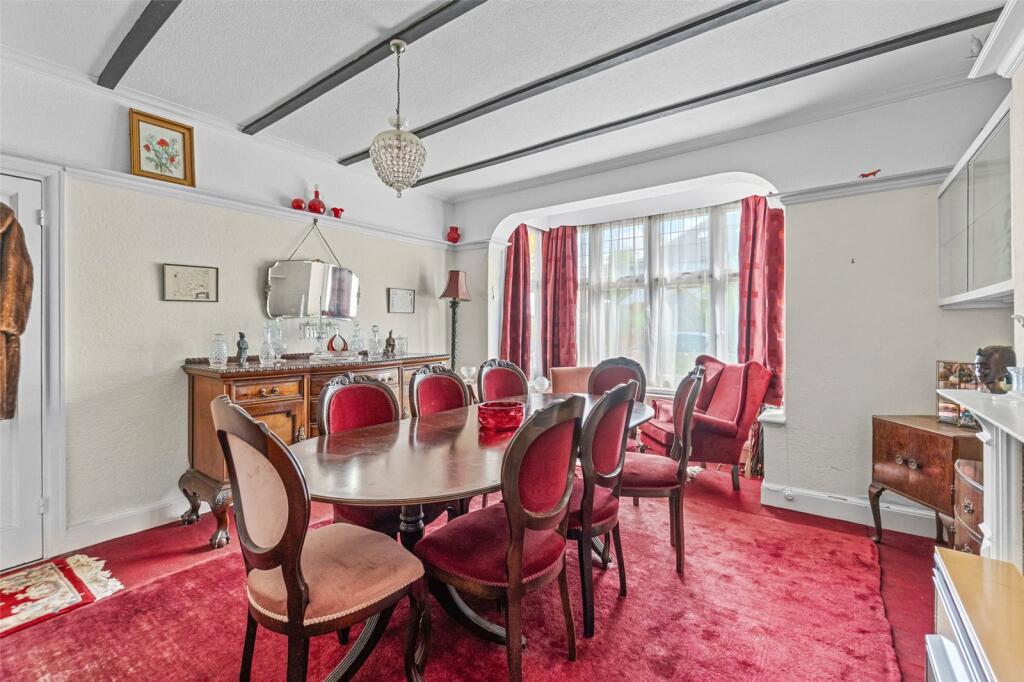 House in Twickenham - View 3
