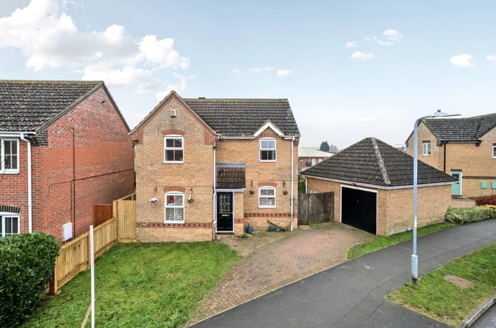 Main image of property: Bath Road, Bracebridge Heath, Lincoln, Lincolnshire, LN4