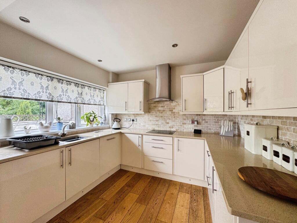 House in Pontarddulais - View 4
