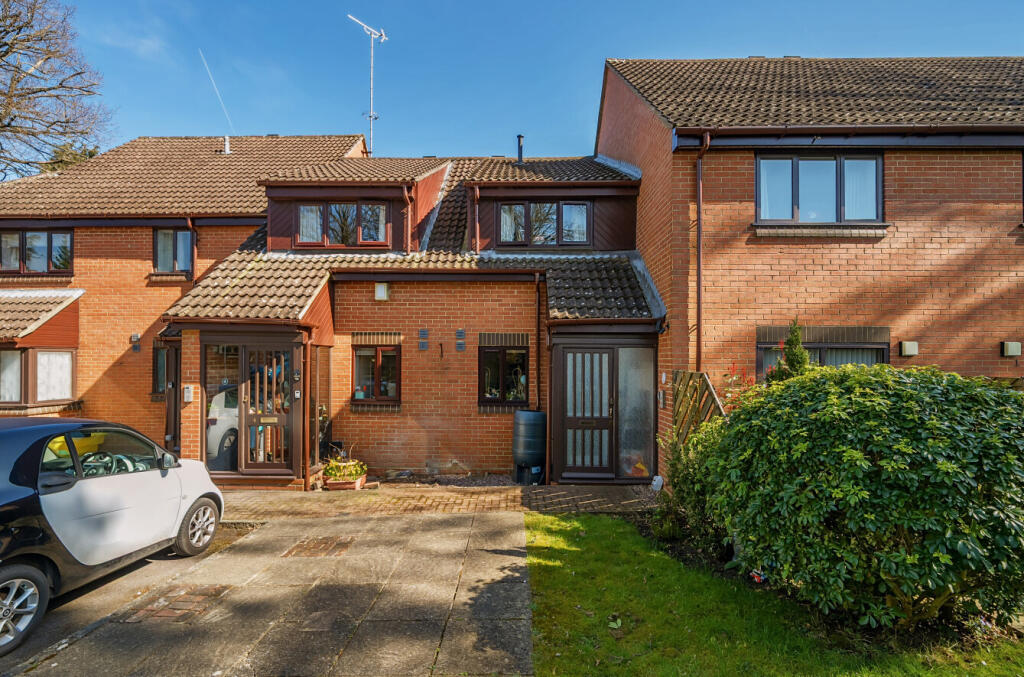 2-bed other on Candleford Gate, Tower Close, GU30, £199,950