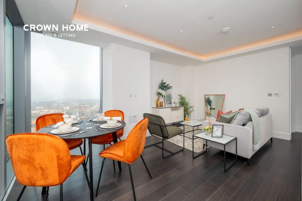 Main image of property: Carrara Tower,  250 City Road, EC1V