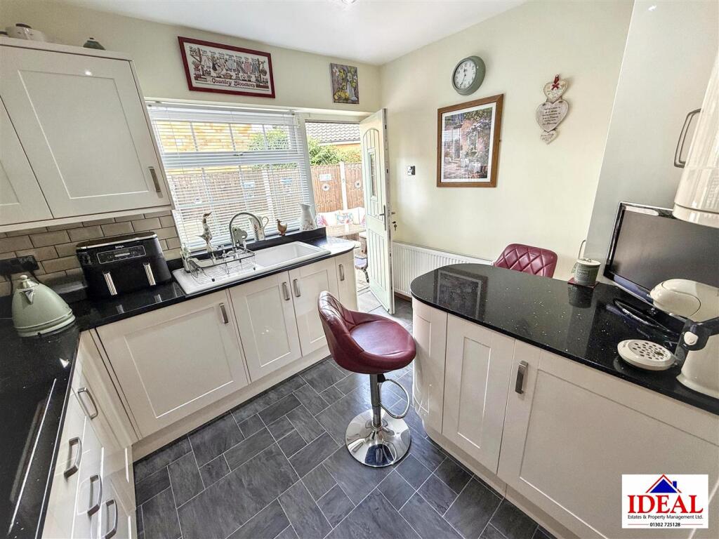 House in Doncaster, South Yorkshire - More