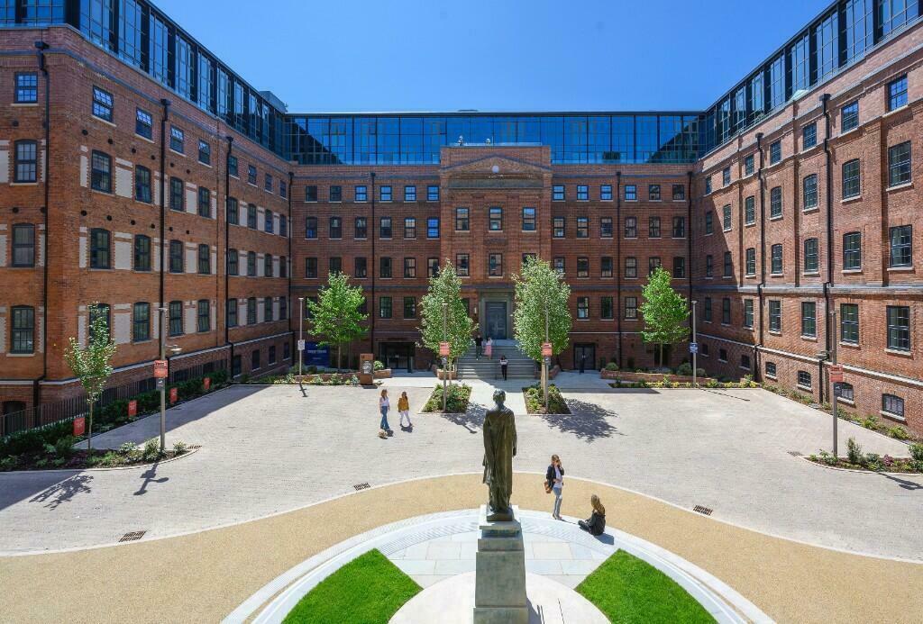 Main image of property: Stoke Gardens,
Slough,
SL1 3QB