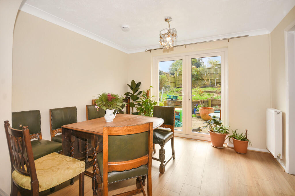 Peasmarsh, East Sussex TN31 photo 4