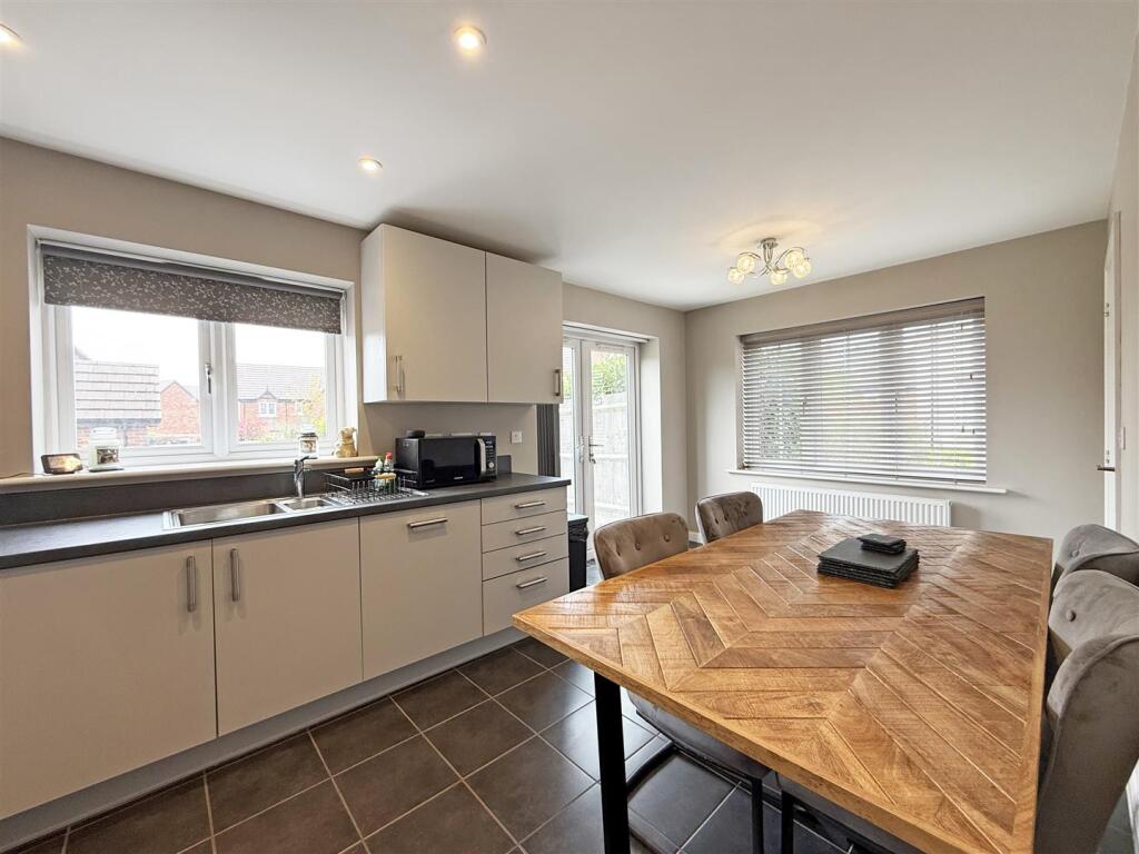 House in Bomere Heath - View 5