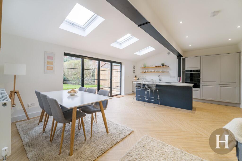 House in Birmingham, West Midlands - View 4