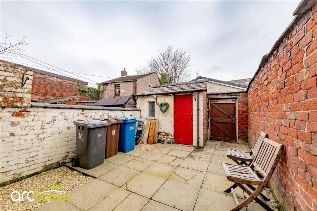 House in Wigan, Greater Manchester - View 4