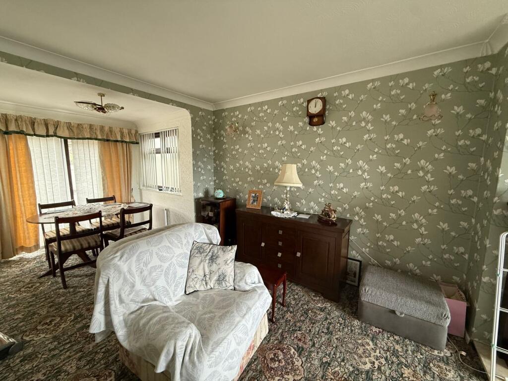 Prospect Mount, Keighley, BD22 photo 5