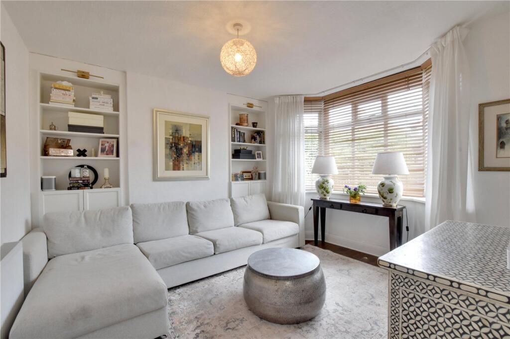 House in London, Kidbrooke - More