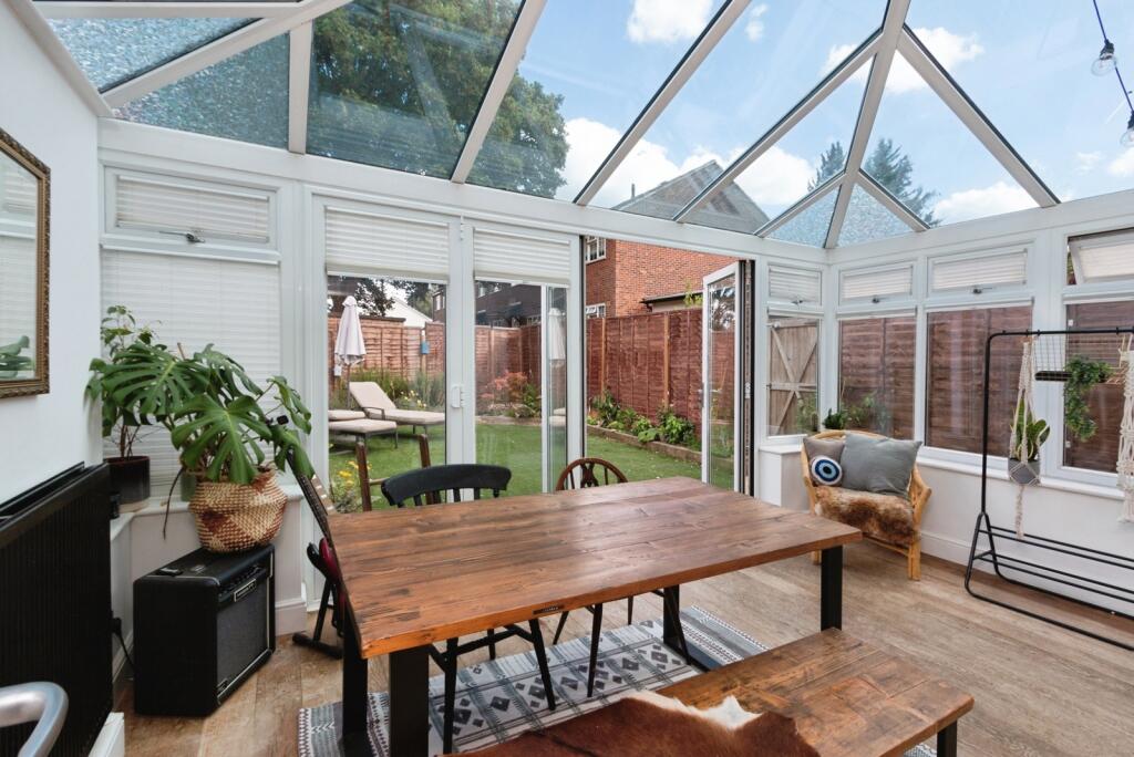 House in Guildford - View 4
