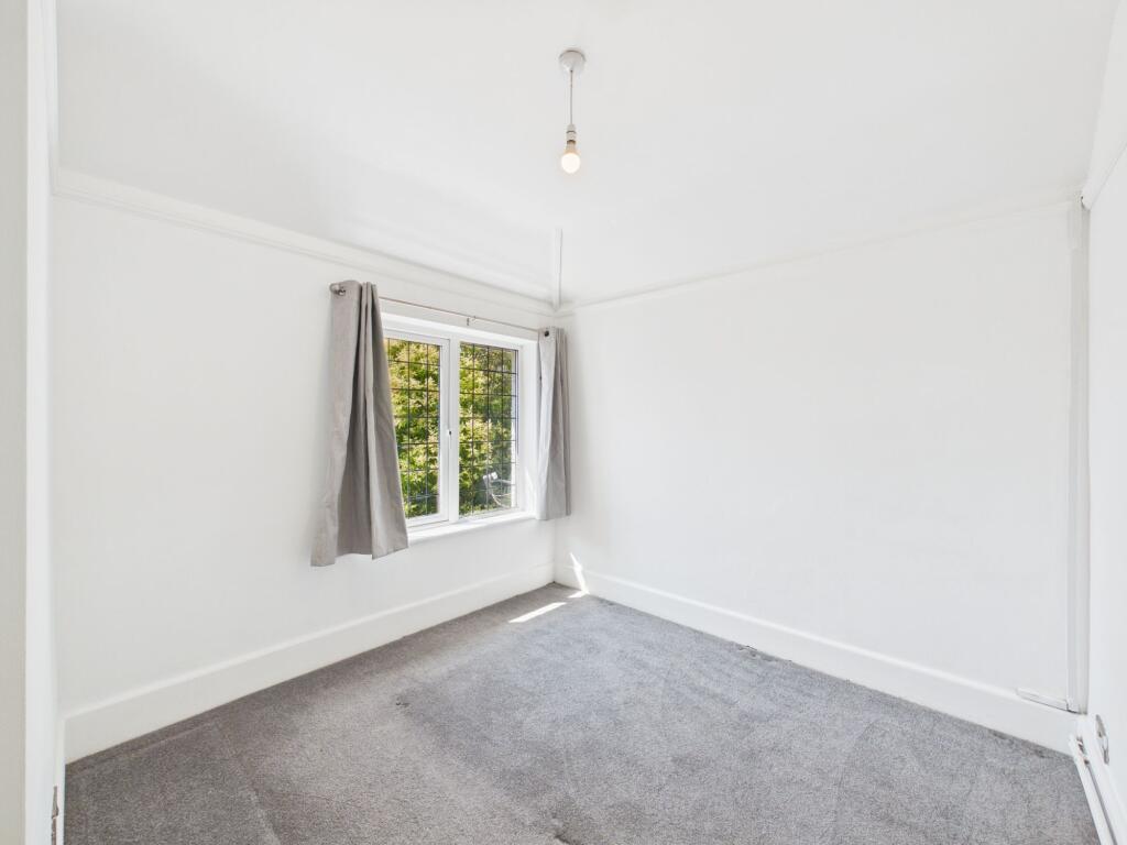 Apartment in Brighton - View 4