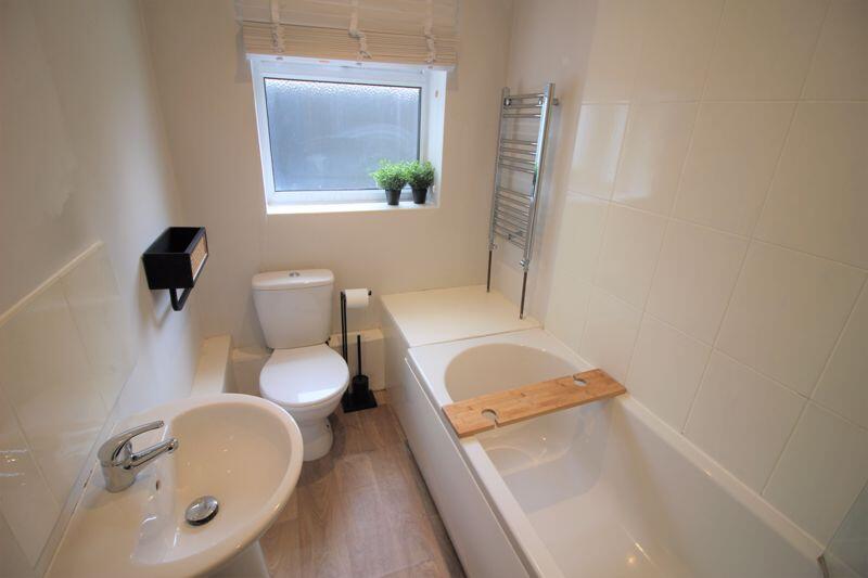 Apartment in Swindon - View 5
