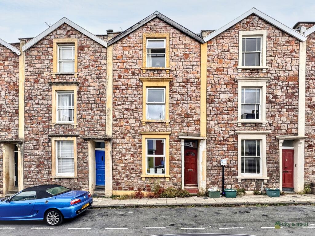 Main image of property: 7 Southernhay Crescent, Cliftonwood, Bristol BS8 4TT