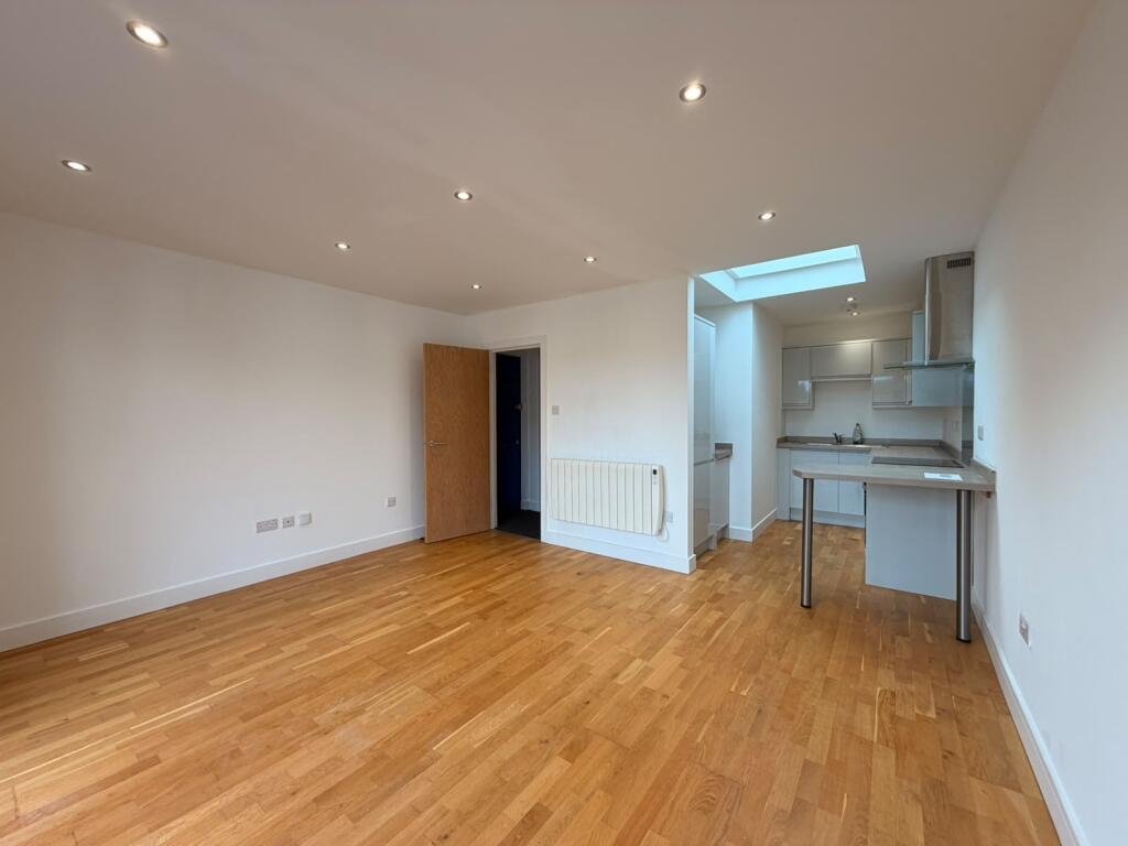 Main image of property: Addington Road, Croydon, CR2