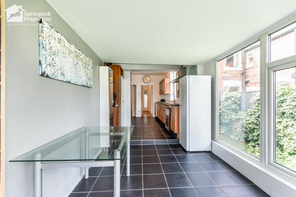 House in Nottingham, New Basford - View 4