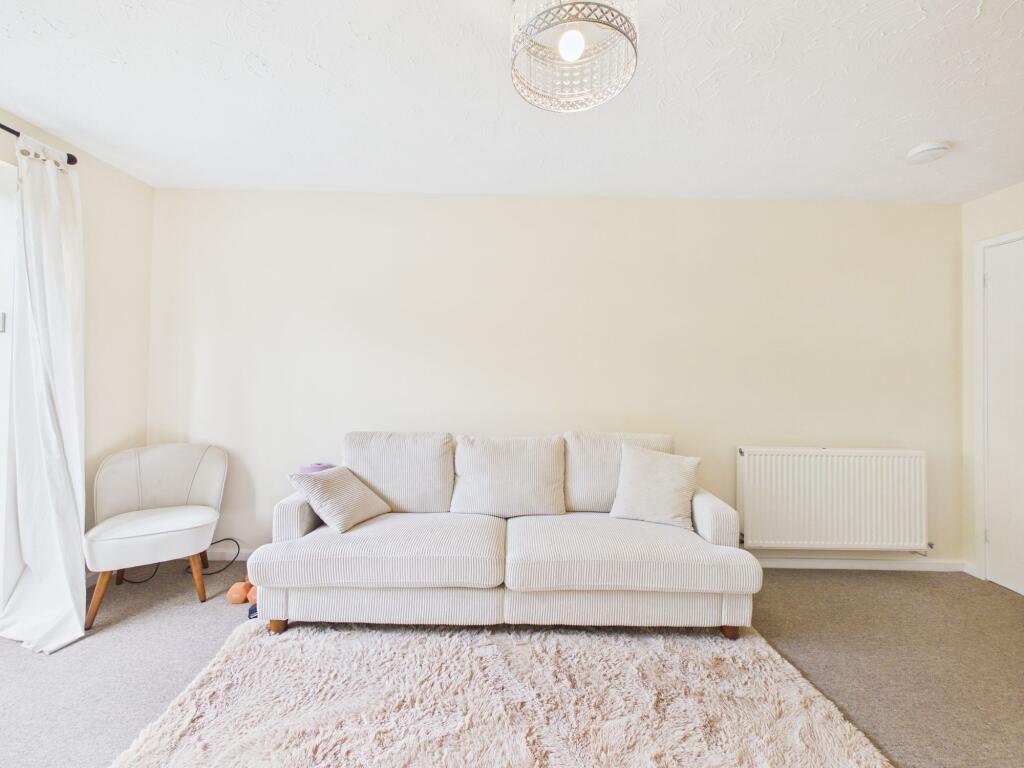 House in Worcester - More