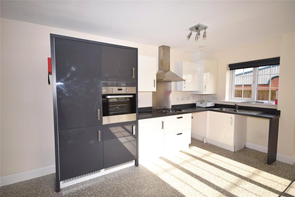 Goodwill Road, Ollerton, Newark, Nottinghamshire, NG22 - View 2