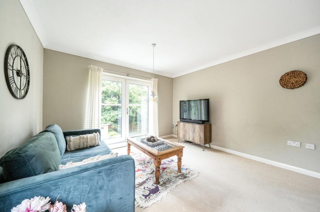 Apartment in Twickenham - View 4