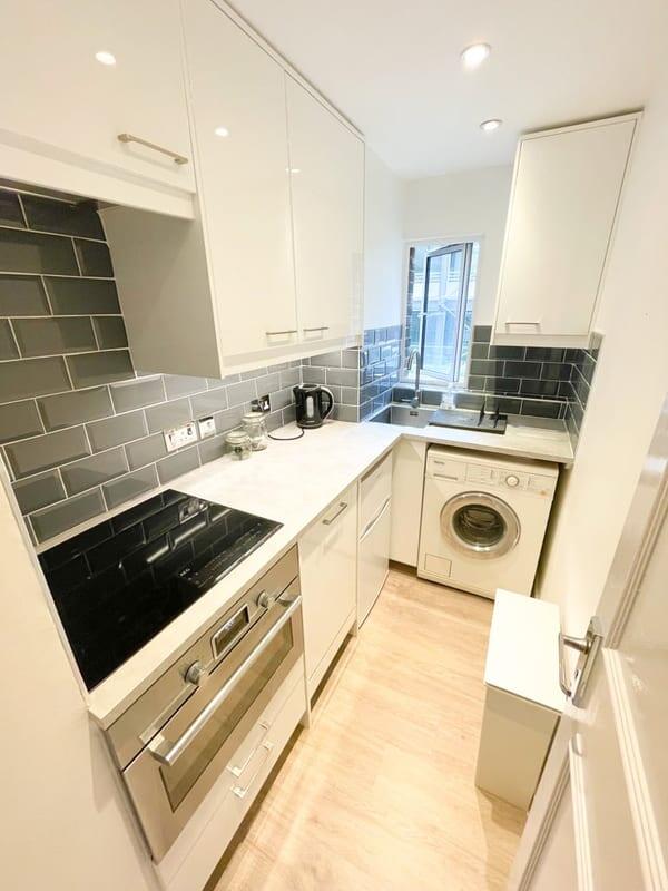 Apartment in London - View 5