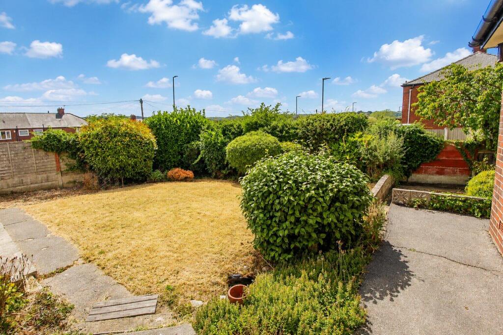 House in Wakefield - View 5