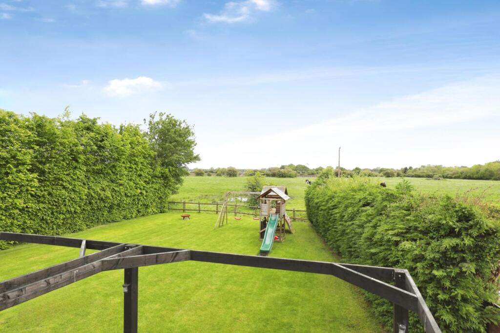 House in Byley, Middlewich, Puddinglake - More