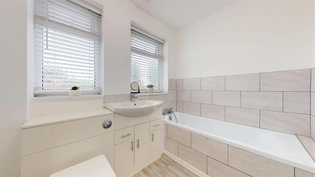 House in St Helens, Rainford - More