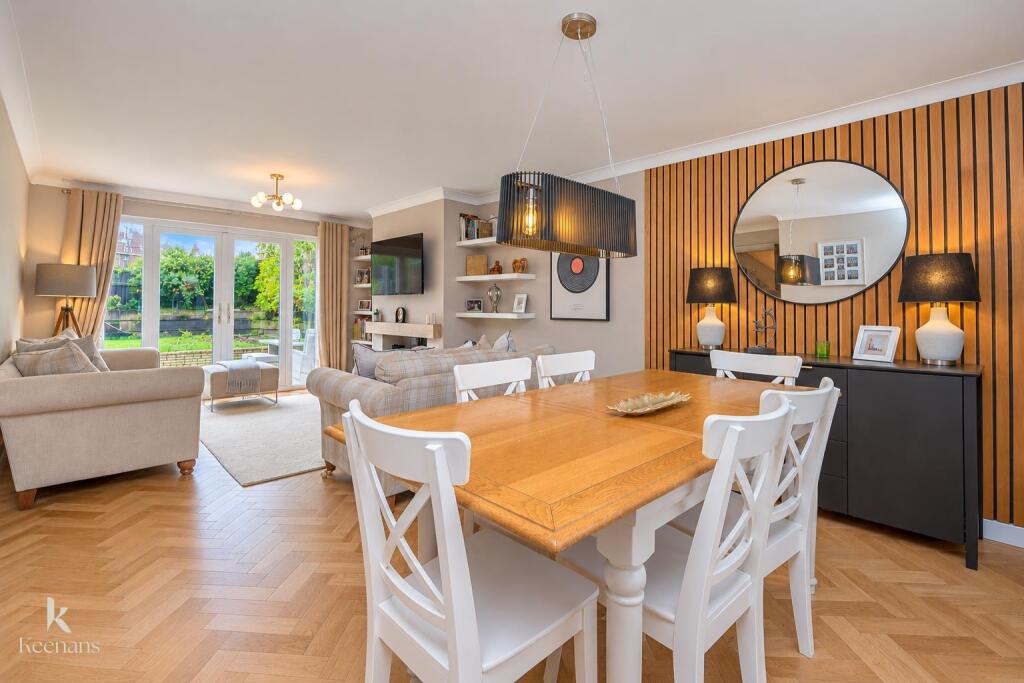 House in Oldham - View 2