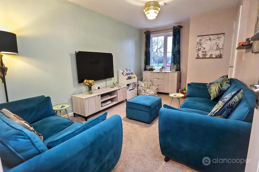 House in Nuneaton and Bedworth, St Nicolas Park - View 2