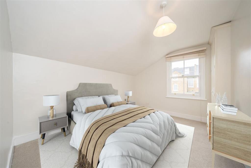 Apartment in London - View 5