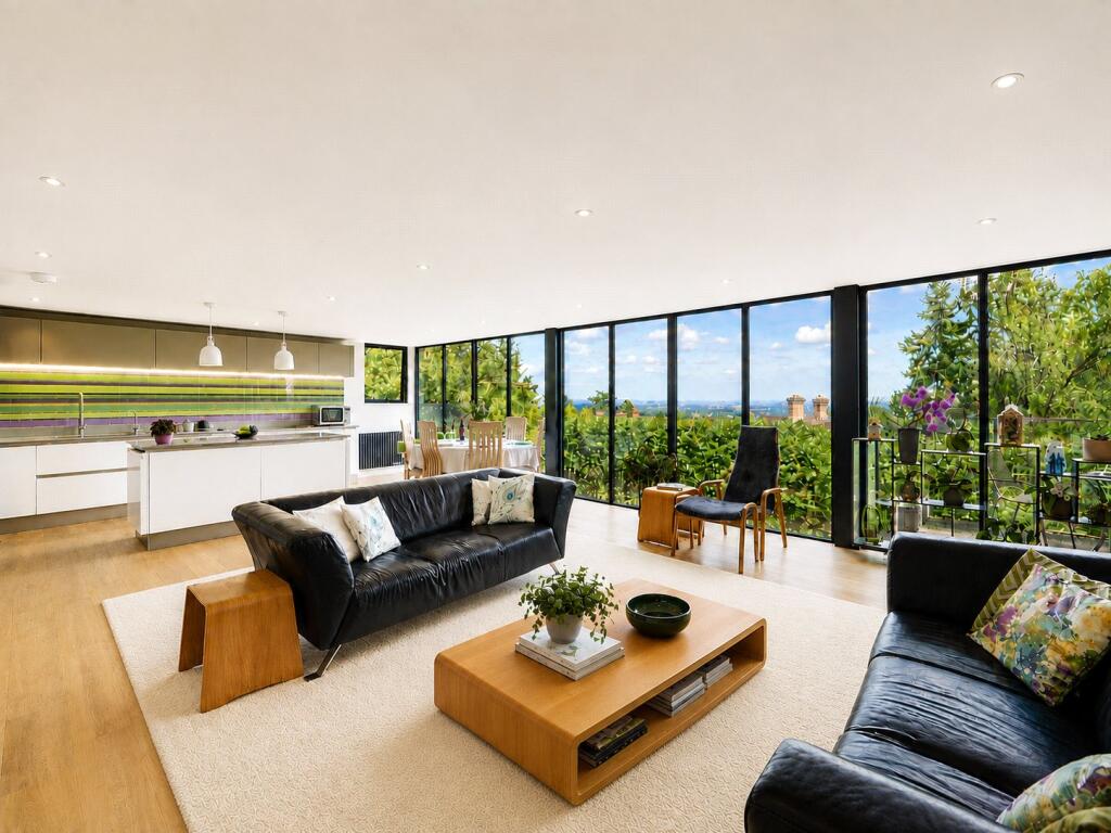 House in Malvern Hills, Malvern Wells - View 5