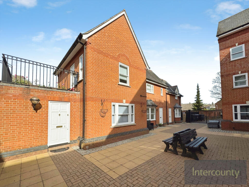 Main image of property: Hermitage Court, Bentfield Road, Stansted, Essex, CM24