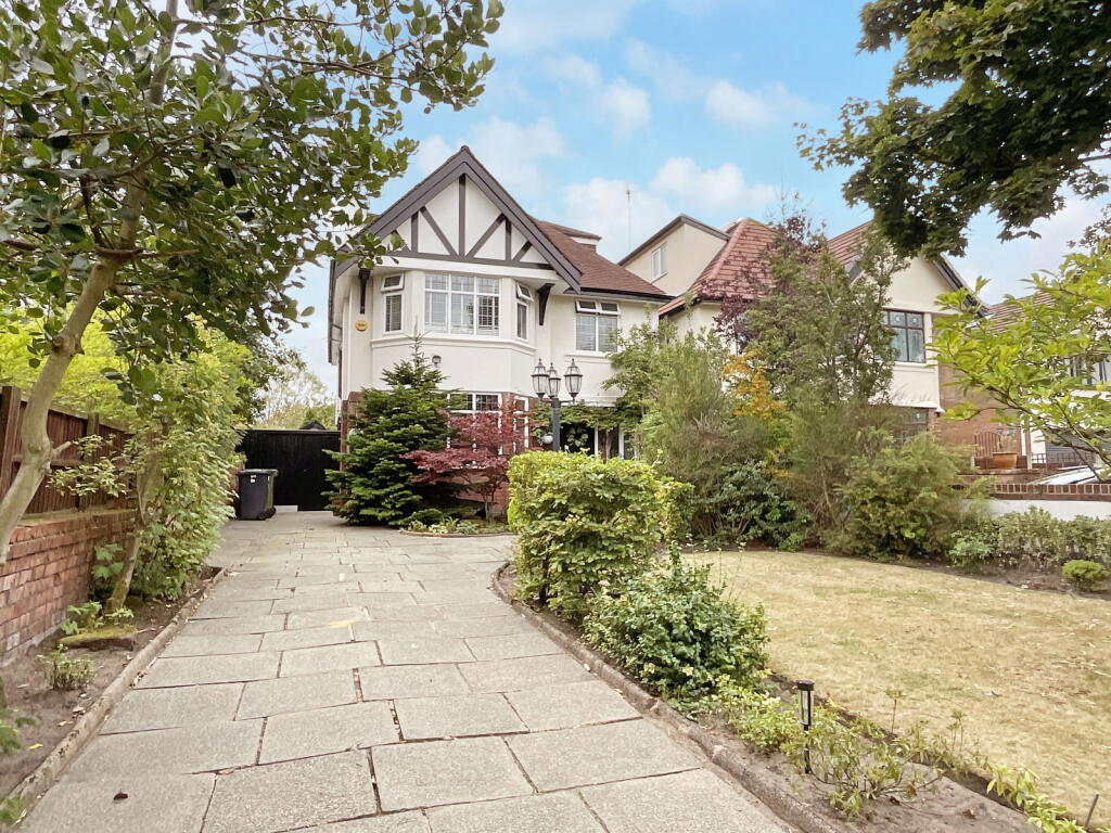 Main image of property: Park Avenue, Hesketh Park, Southport, PR9 9LS
