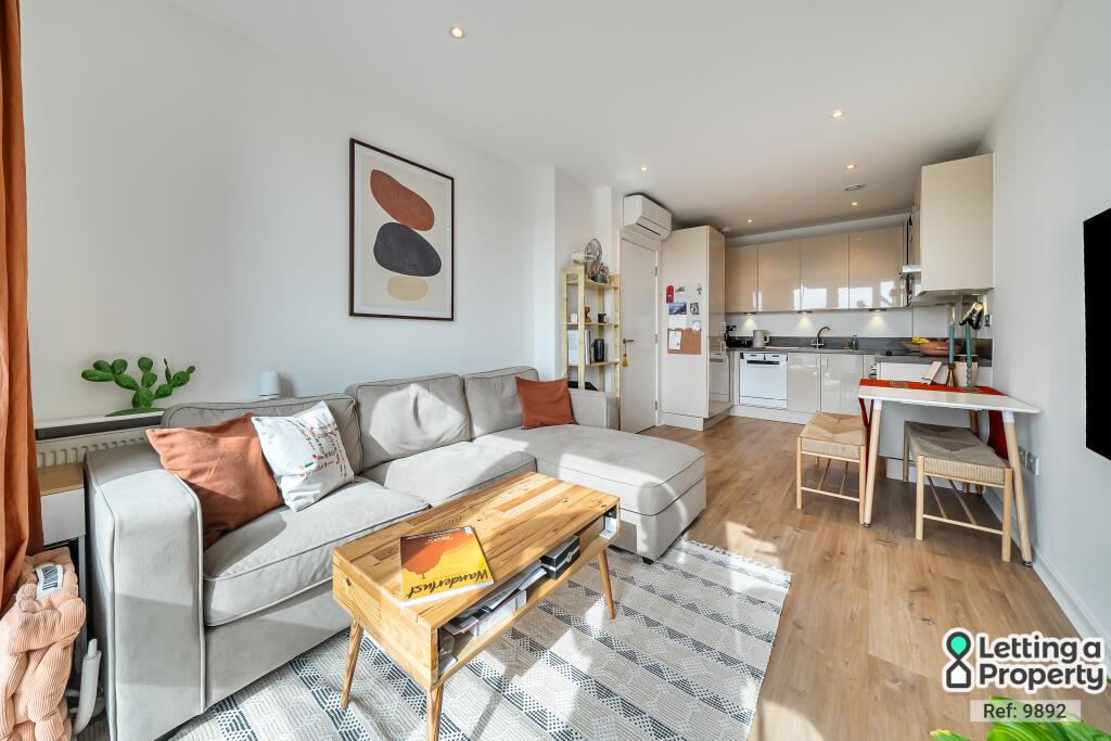 Apartment in London - View 3