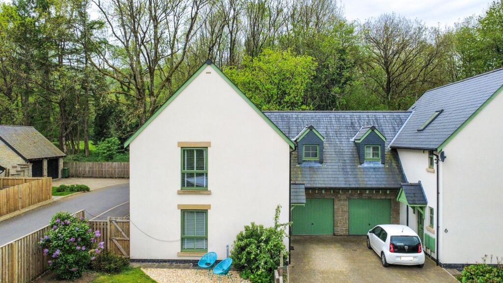 Main image of property: The Oaks, Llangattock, NP8