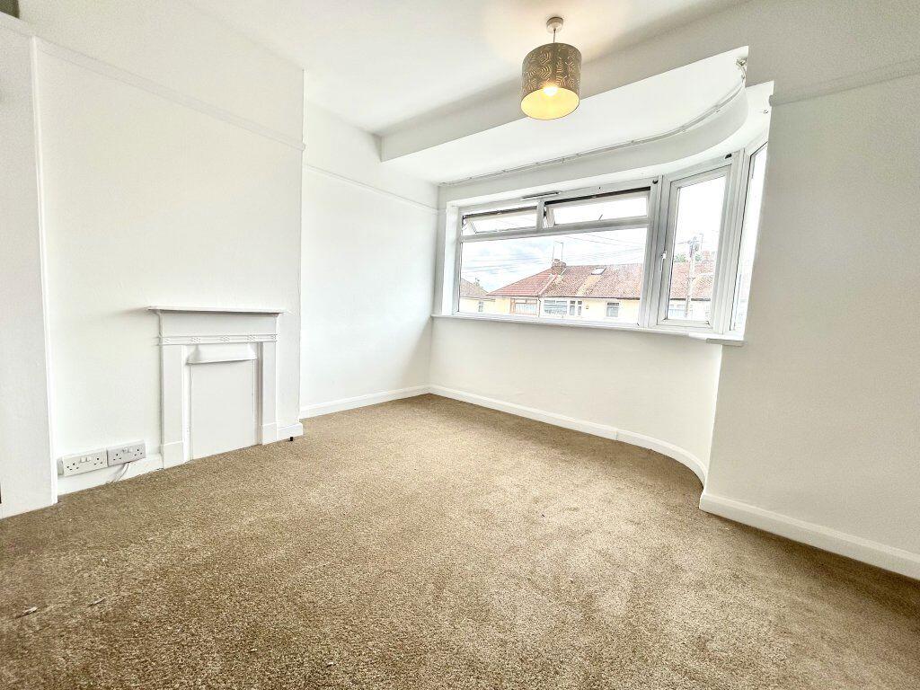 House in Slough - View 5