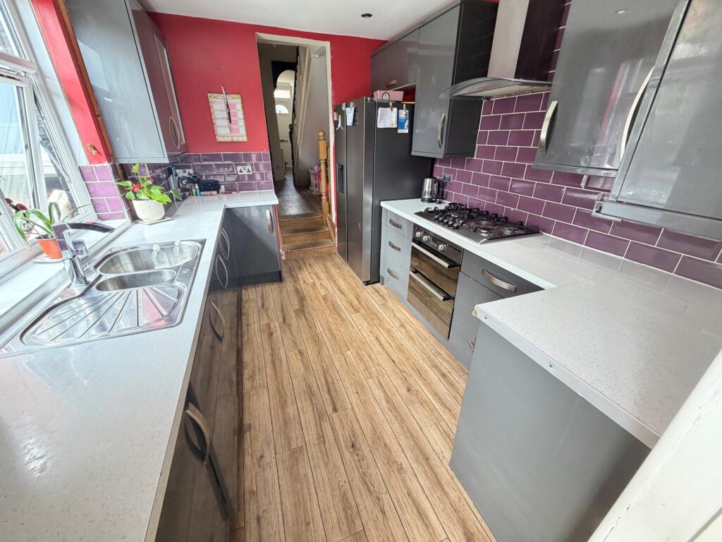 Bridge Road, Woolston, Southampton, SO19 7GQ photo 4