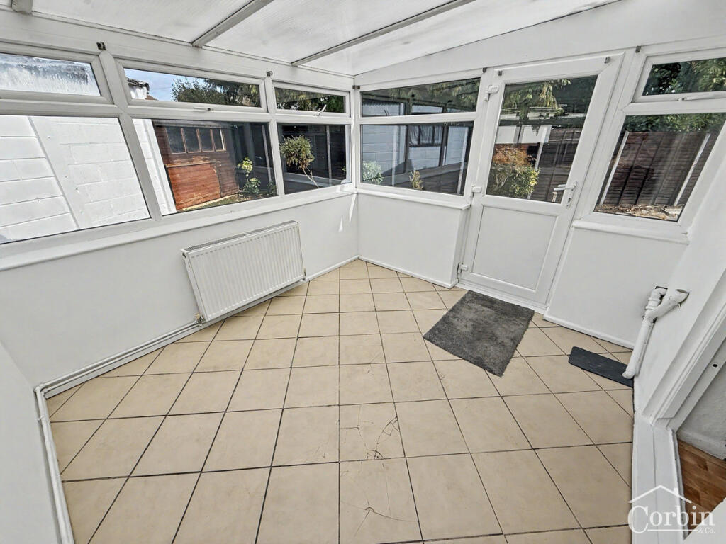 House in Kinson, Ensbury, Bournemouth - More