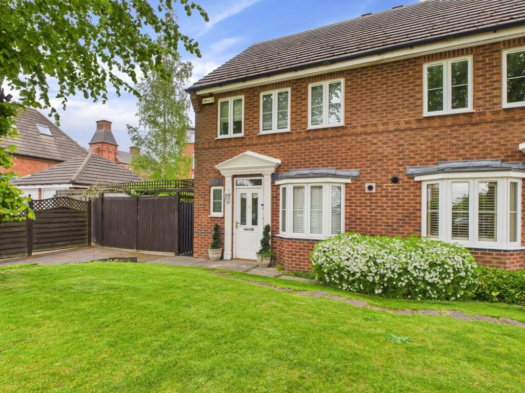 Main image of property: City View, Mapperley, Nottingham