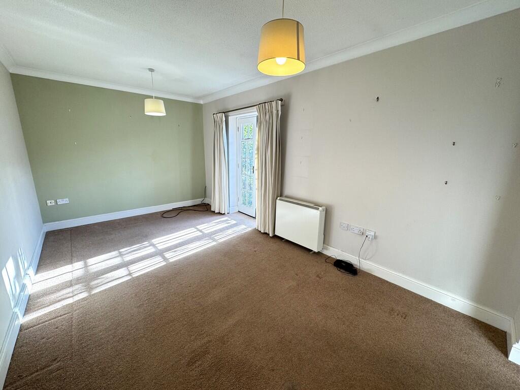 KING'S LYNN - Town Centre Apartment for Over 55's photo 2